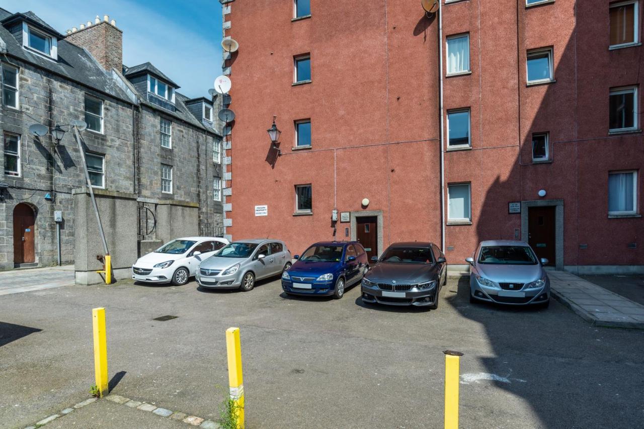 Apartment Historic Location, Private Parking, Ground Floor Luxury Flat *